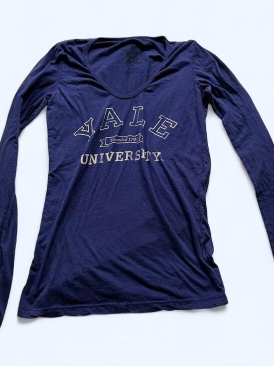 Urban Outfitters Tops - Vintage Y2K Urban Outfitters Yale University Long Sleeve Tee S
